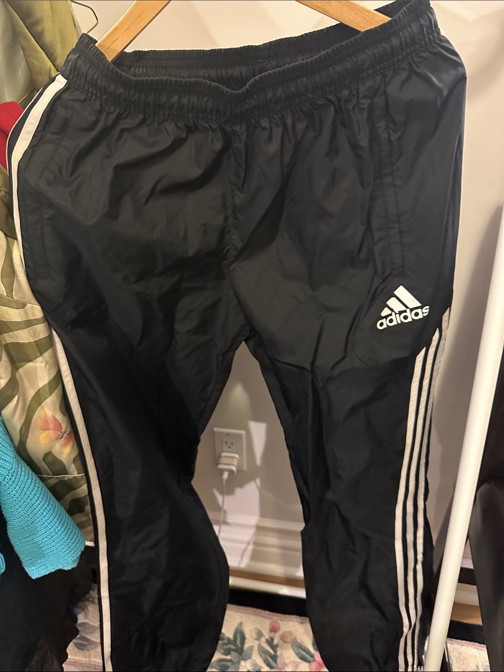 Adidas Boys 15-16 nylon pants